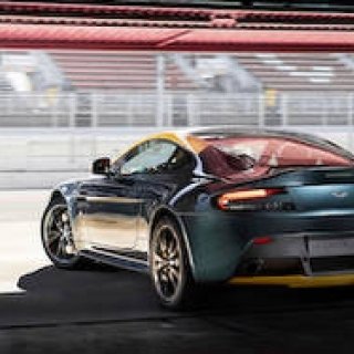 ヴァンティージとDB9にスペシャルモデル｜Aston Martin