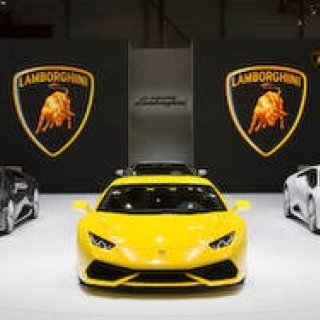 ランボルギーニ「ウラカン」、待望のワールドプレミア｜Lamborghini