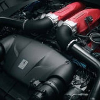 フェラーリ、カリフォルニア Tをワールドプレミア｜Ferrari