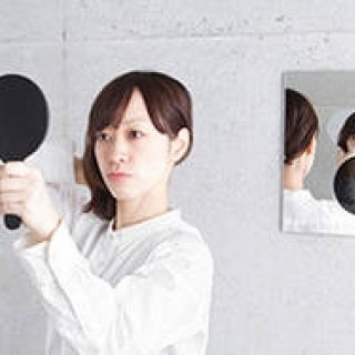 MicroWorks｜“ハンドミラー”を取り外せるウォールミラー