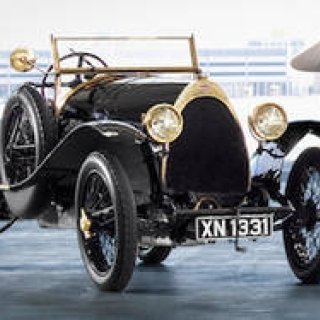 特別なヴェイロン“ブラック ベス”、北京に登場｜Bugatti