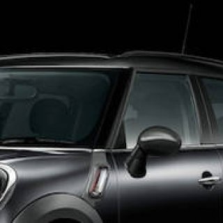 漆黒のJCWがクロスオーバーとペースマンに誕生|MINI