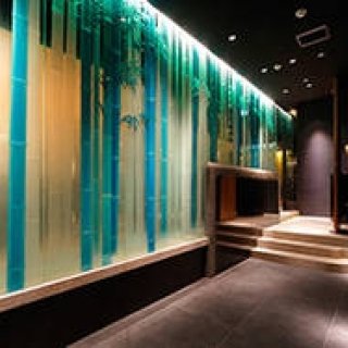 EAT｜料理人たちの“ライブ”を間近で見て、味わう『銀座 kappou ukai』オープン