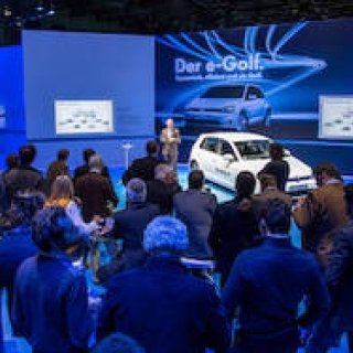 フォルクスワーゲンの電気自動車「eゴルフ」に試乗|Volkswagen