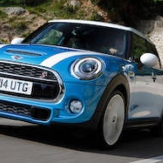 新型MINIの5ドア版を公開｜MINI