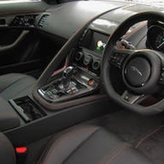 ジャガー Fタイプ クーペ、日本での発売を開始|Jaguar
