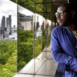 ART｜アカデミー賞受賞監督の最新作を“間近”で堪能 