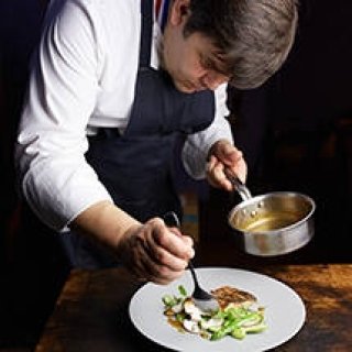 特集｜「ピルエット」のつくりかた｜Chapter 2　生産地から厨房、厨房からテーブルへ。