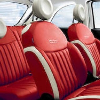 フィアット500に特別なレザーシートの限定車|Fiat