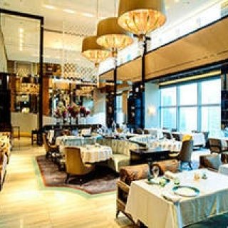 EAT｜シャンハイ・タンのショーとランチを楽しむ