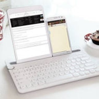 Logicool｜3つのデバイスに対応するスタンド機能付キーボード