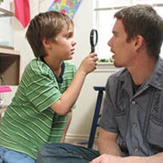 MOVIE｜ベルリン国際映画祭で銀熊賞に輝いたヒューマン・ドラマ『6才のボクが、大人になるまで。』