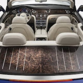 もっともラグジュアリーなベントレーのオープンモデル|Bentley