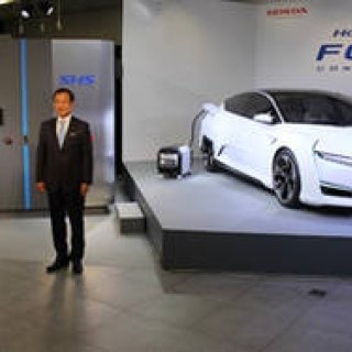 ホンダが2015年度に発売する燃料電池車のコンセプトを披露｜Honda