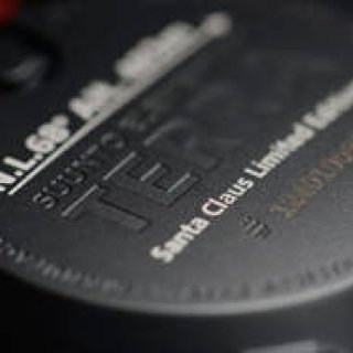 SUUNTO｜「エレメンタム・テラ」限定モデル30本発売