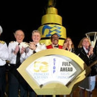 TRAVEL｜新造船「リーガル・プリンセス」命名式を開催