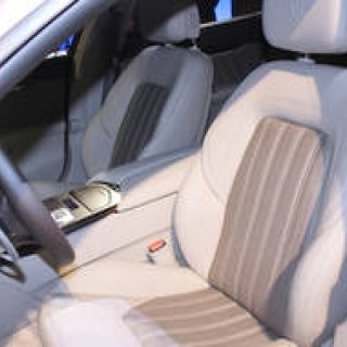 エルメネジルド ゼニアとコラボした、特別なクアトロポルテ｜Maserati