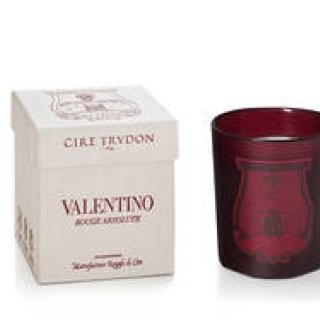 老舗とのコラボレーションキャンドルを限定発売｜VALENTINO