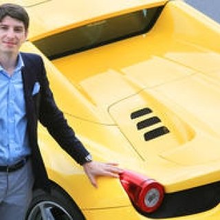 フェラーリ ジャパン代表取締役社長 リノ・デパオリ、スペシャルインタビュー｜Ferrari 