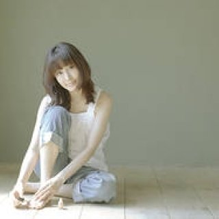 MUSIC｜青木カレンがカヴァー・アルバム『Eternal Melody』を発表