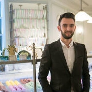 INTERVIEW｜メゾン・ラデュレの新パティシエ、ヤン・メンギに密着！