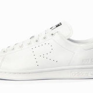 「adidas by RAF SIMONS」の2015-16年秋冬コレクション｜adidas