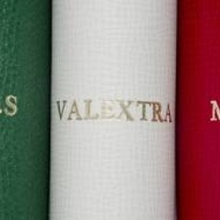 期間限定イニシャル無料刻印サービス実施｜Valextra