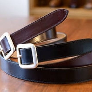 「KREIS」のコードバンを使ったミリタリードレスベルトの魅力｜LAKOTA