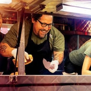 MOVIE｜おいしい料理と人生を味わう映画『シェフ 三ツ星フードトラック始めました』