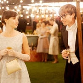 車椅子の天才物理学者、ホーキング博士の知られざる愛の物語『博士と彼女のセオリー』