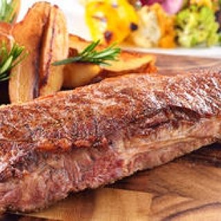 EAT｜「キュープラザ原宿」の最上階に注目のステーキ&バルがオープン