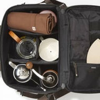 オープン1周年を記念した「ヘッド・ポーター」とのコラボ コーヒーバッグ｜TORIBA COFFEE