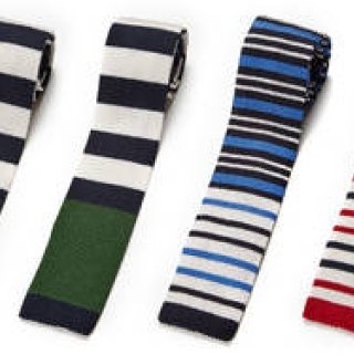 トリコロールニットタイで取り入れるマリンスタイル｜FAIRFAX