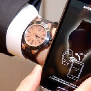 特集|総括バーゼルワールド スマートウォッチのトレンドを検証|BVLGARI