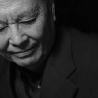 オリジナル デジタル コミック“読むシュウ ウエムラ”「rebirth～キレイの魔法～」を配信｜shu uemura