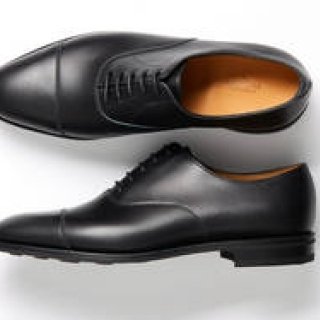 梅雨の季節にはきたい名靴「シティ2 アクア カーフ」|JOHN LOBB