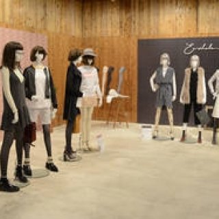 秋冬の着こなし新提案、脚もとからはじめる全身コーディネート “デコレグ”｜ATSUGI