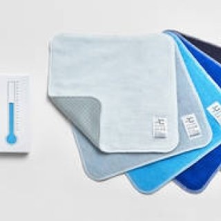 接触冷感素材「ゼロクール」を使用したハンドタオル  ｜PERROCALIENTE 
