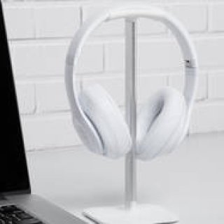 あらゆるサイズのヘッドフォンに対応するスタンド｜BLUELOUNGE