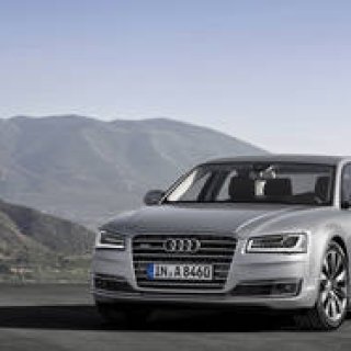 アウディ「A8」の安全装備を充実|Audi