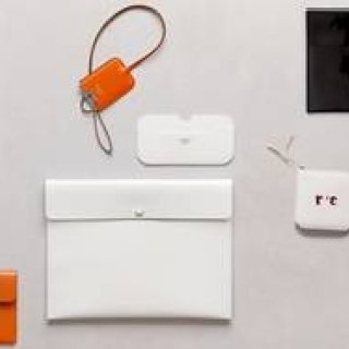 すべてイタリア製のレザーグッズコレクション発表｜Acne Studios