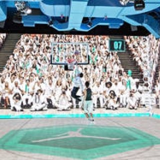 「ジョーダン ブランド」誕生30周年記念、マイケル・ジョーダンが11年ぶりに来日｜NIKE