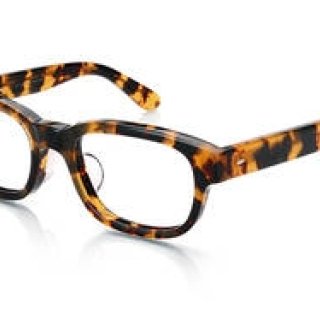 角田陽太デザイン 新ラインのアイウェアが発売｜JINS