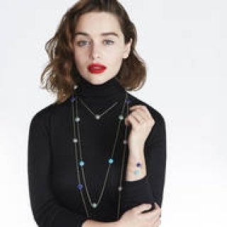 ディオールのキャンペーンビジュアルに女優エミリア・クラークが登場｜DIOR