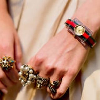 グッチが新作ウィメンズウォッチを発表｜GUCCI