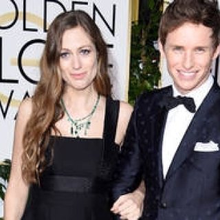 エディ・レッドメインがゴールデン・グローブ賞でオメガ着用｜OMEGA