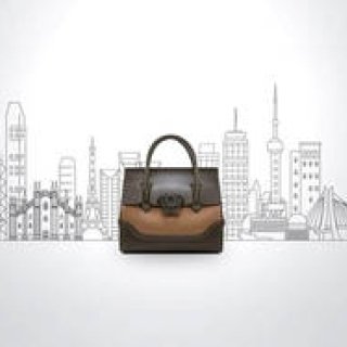 ヴェルサーチが「7 Bags for 7 Cities」コンテストを開催！｜VERSACE