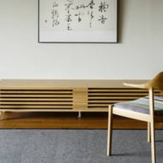 暮らしのなかで表情を変えるキャビネットが復刻｜NIPPON FORM