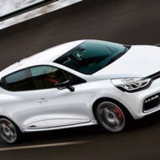 レザースポーツシートを装備したルーテシアの最上級スポーツモデルを限定発売|Renault