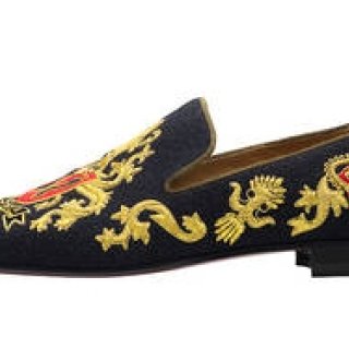 モダンな男性像を想起させる繊細さと無骨さのデュアリティ|Christian Louboutin